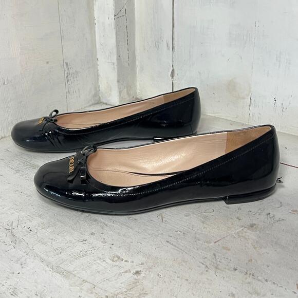 Prada Patent Leather Slip On Bow Detail Ballet Flats Black Women's Size 39 / 9 - Picture 3 of 6